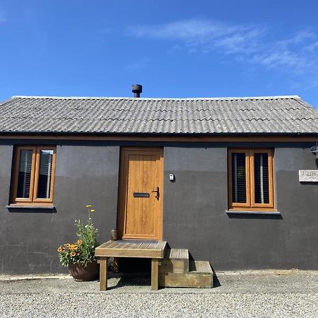 Fern Cottage - Luxurious 1 Bedroom - Blossom Farm Johnston Kültér fotó