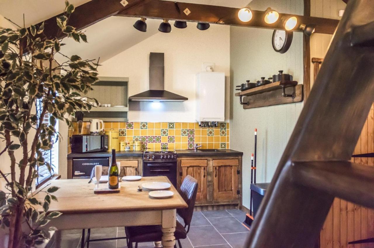 Fern Cottage - Luxurious 1 Bedroom - Blossom Farm Johnston Kültér fotó