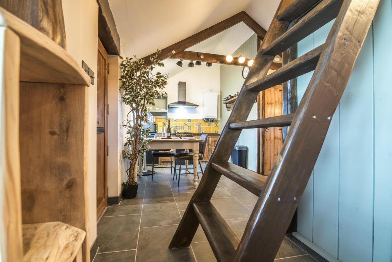 Fern Cottage - Luxurious 1 Bedroom - Blossom Farm Johnston Kültér fotó