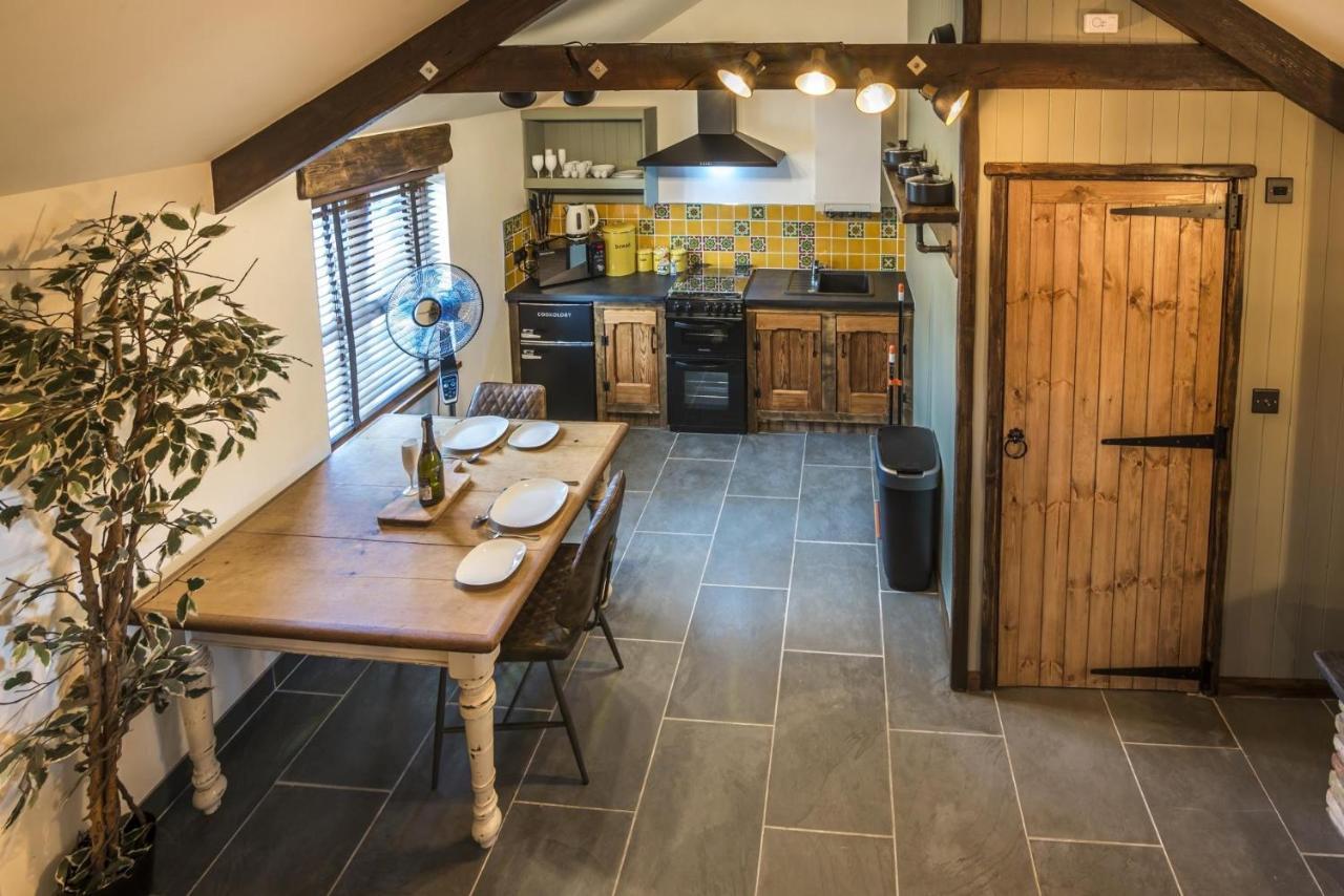 Fern Cottage - Luxurious 1 Bedroom - Blossom Farm Johnston Kültér fotó