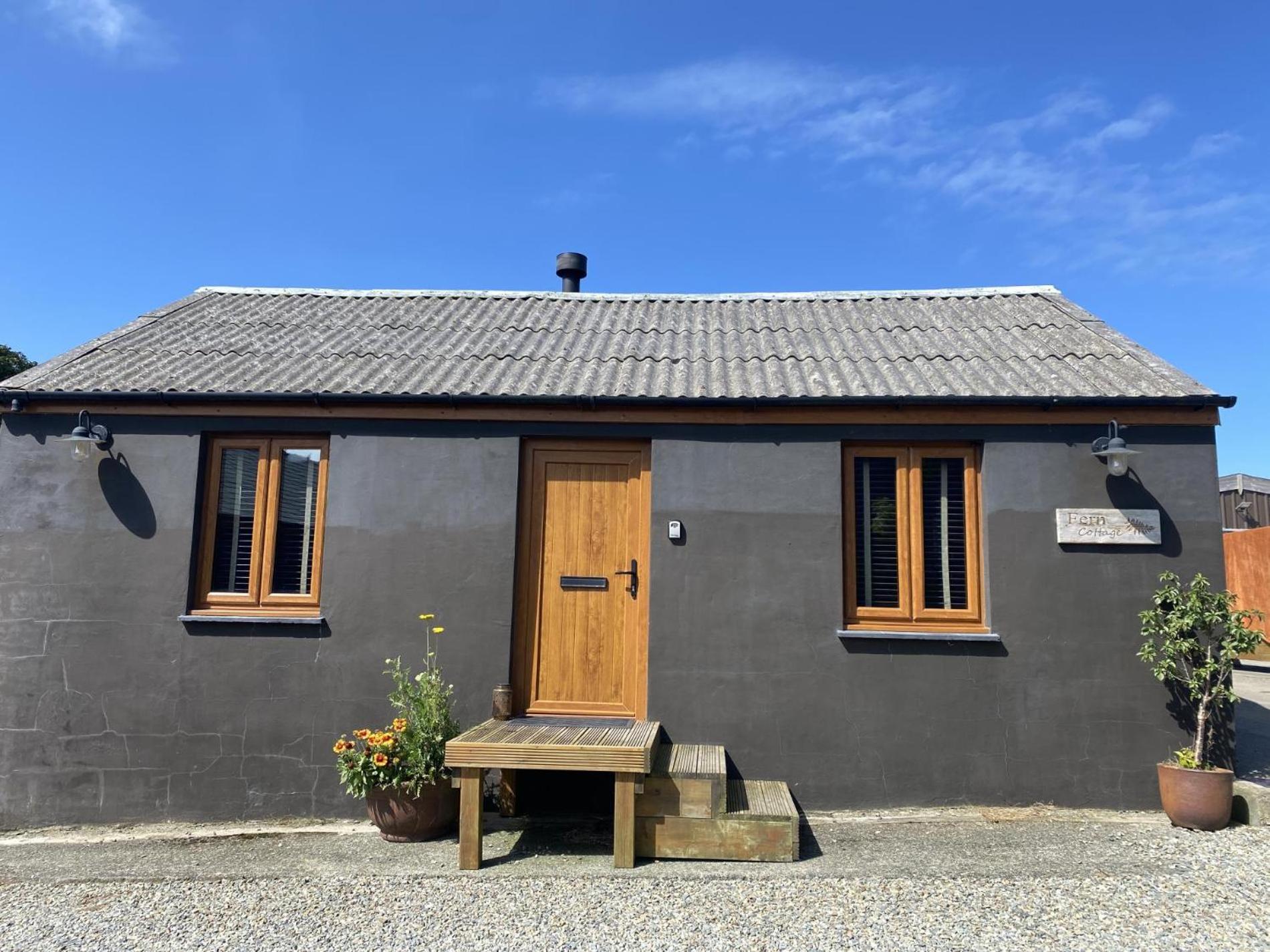 Fern Cottage - Luxurious 1 Bedroom - Blossom Farm Johnston Kültér fotó